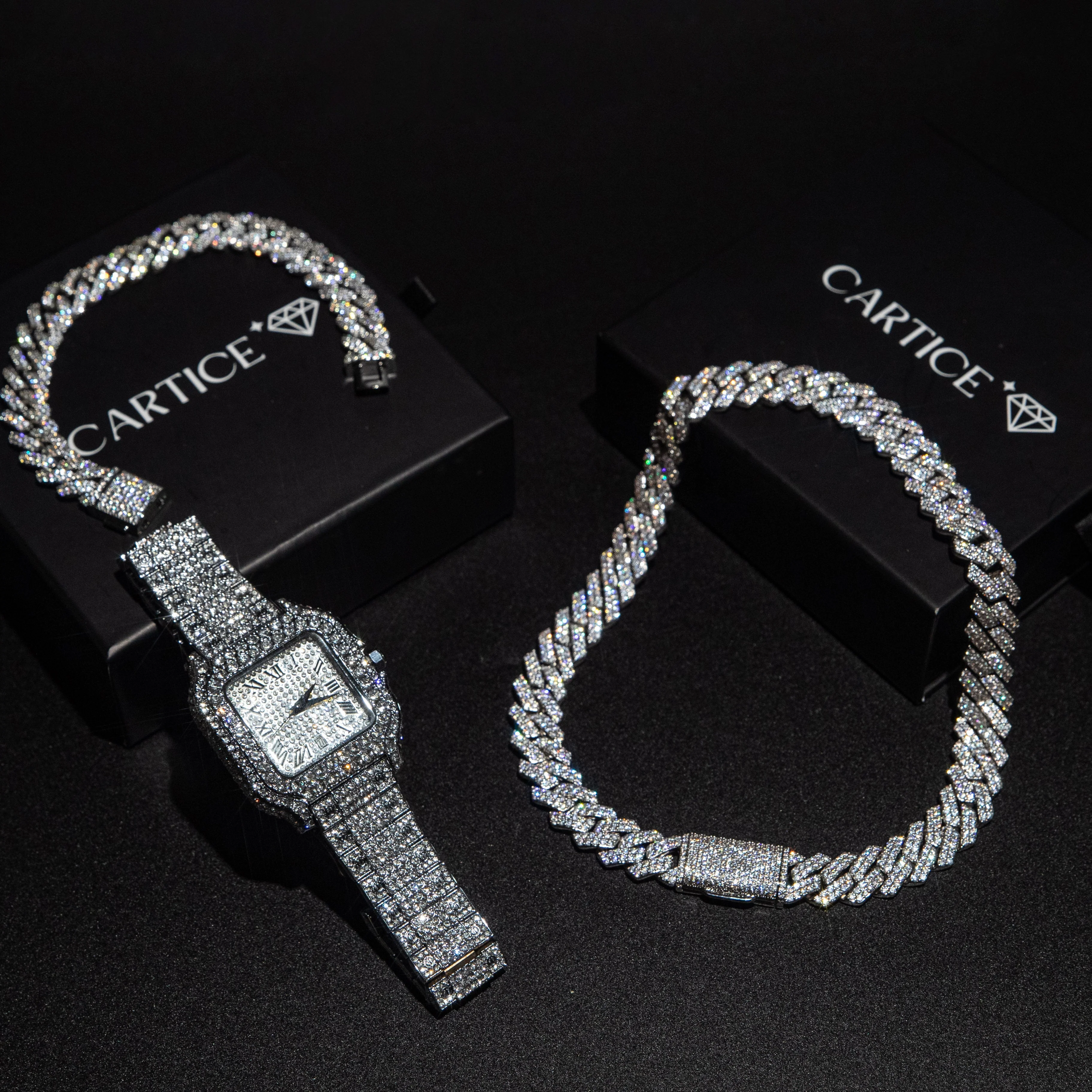 Cartice VVS Iced out Watch - Image 4
