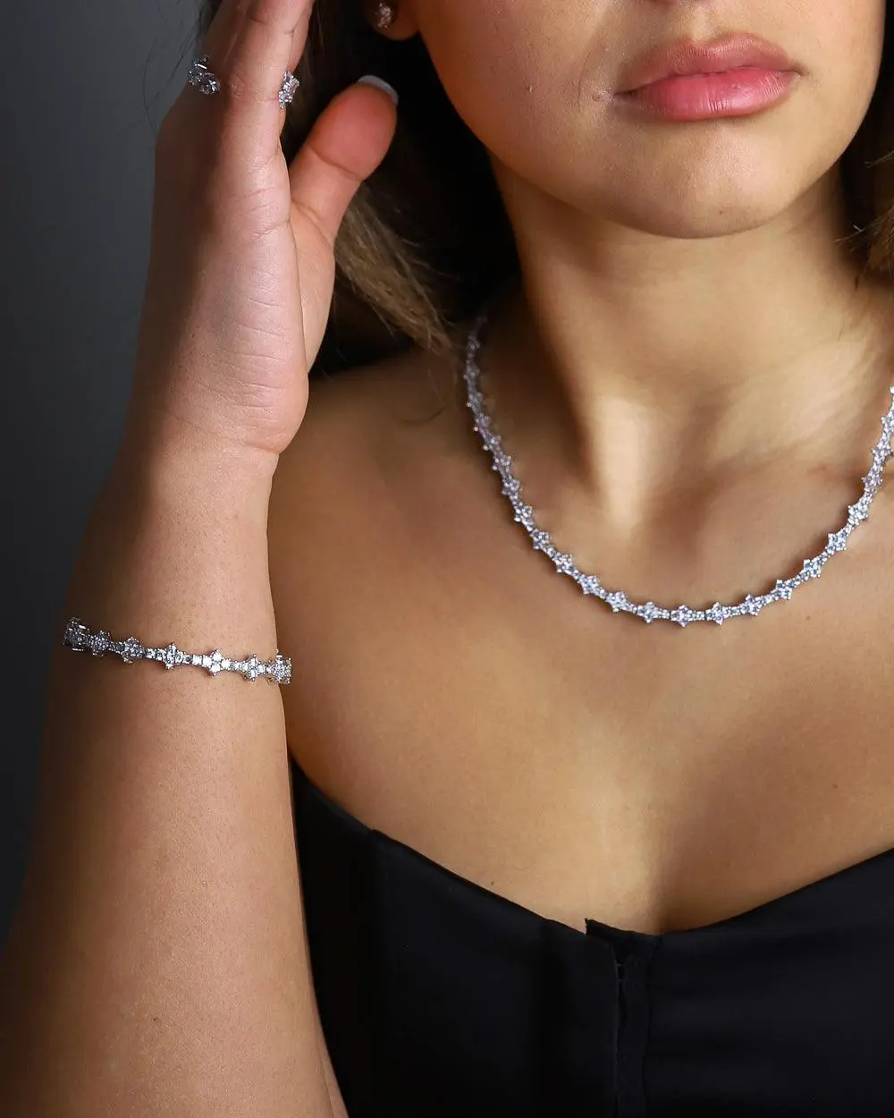 Comb Tennis Bracelet - White Gold - Image 4