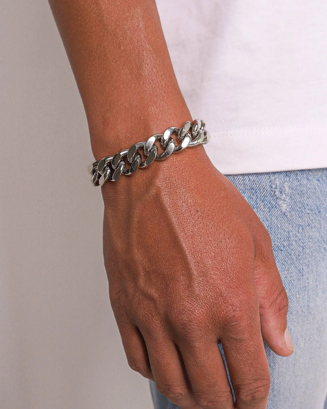 Cuban Boxed 12MM Bracelet - Image 3