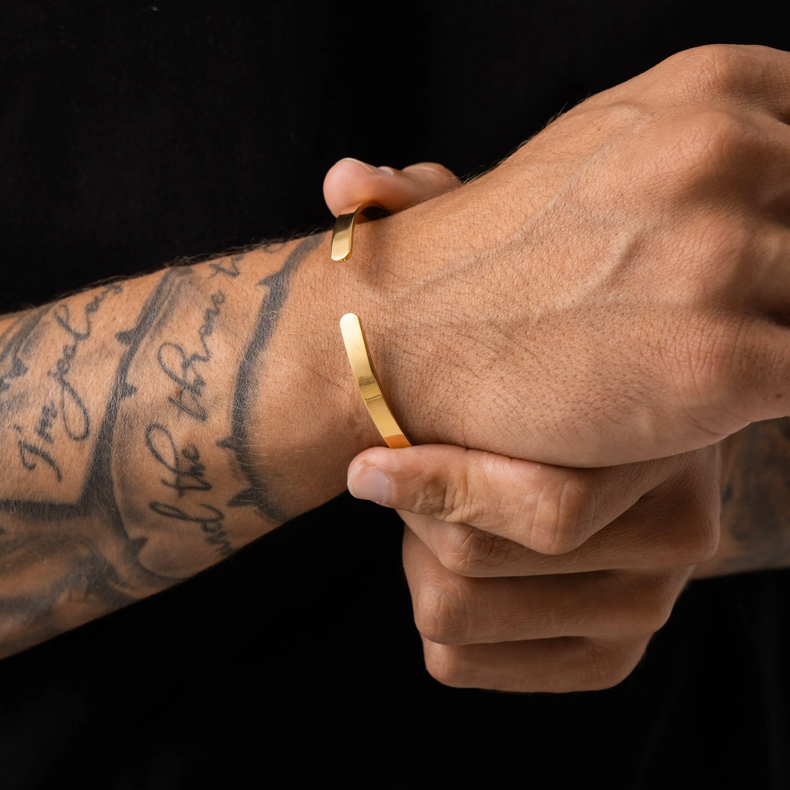 Cuff Bracelet 5mm - Gold - Image 3