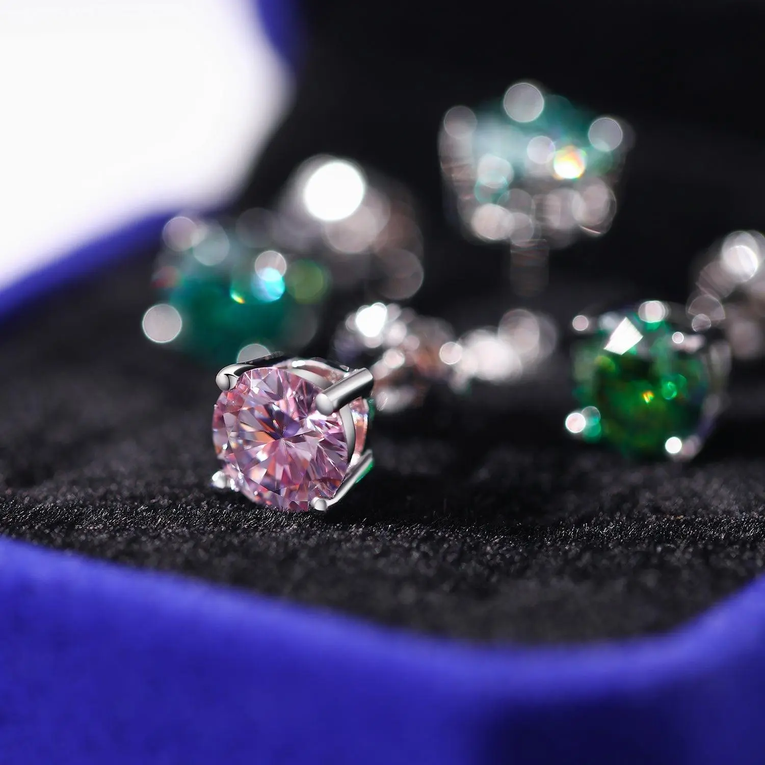 PINK VVS ROUND 1CT EARRINGS   - White Gold Vermeil - Image 4
