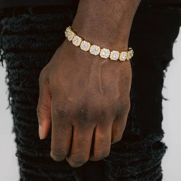VVS 12MM clustered Bracelet - Image 2