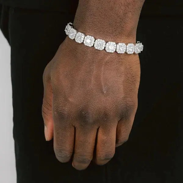 VVS 12MM clustered Bracelet - Image 3